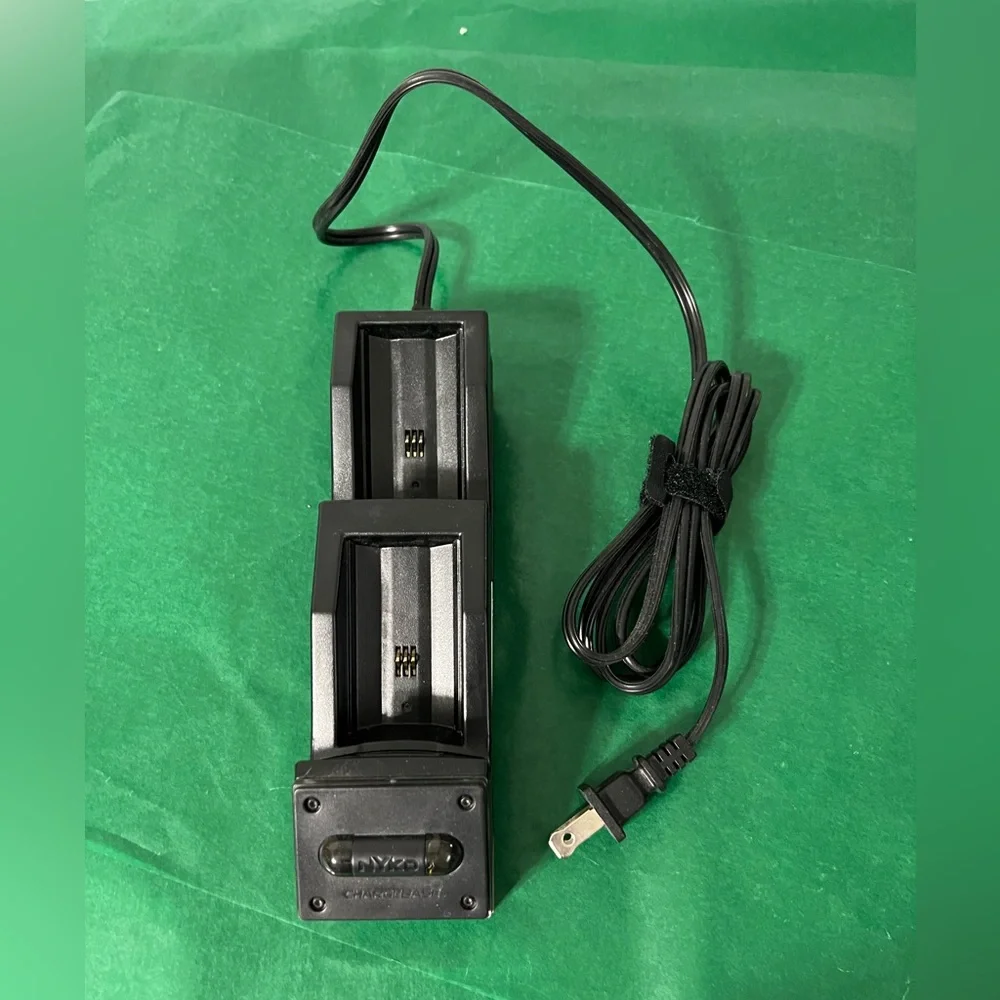 NYKO Charge Base for use with Xbox double controllers